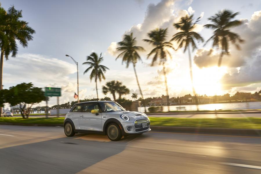  Mini Cooper SE (F56) 2020 года  (NA) (фото 105 из 342)